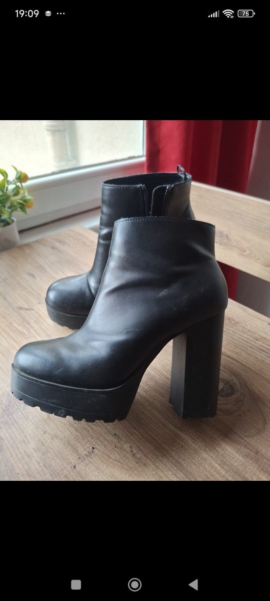 H&M Siyah Goth Kadın Botları - Görsel 2