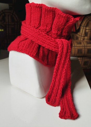 Küpe Hediyeli Tasarım Kırmızı Örgü Boyunluk - Görsel 2