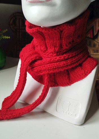 Küpe Hediyeli Tasarım Kırmızı Örgü Boyunluk - Görsel 3