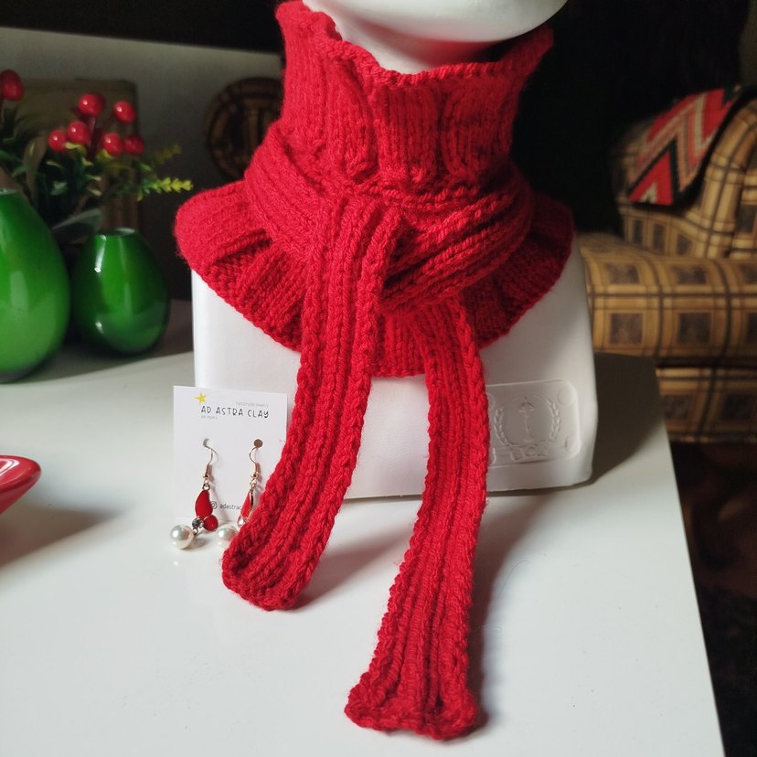 Küpe Hediyeli Tasarım Kırmızı Örgü Boyunluk - Görsel 4