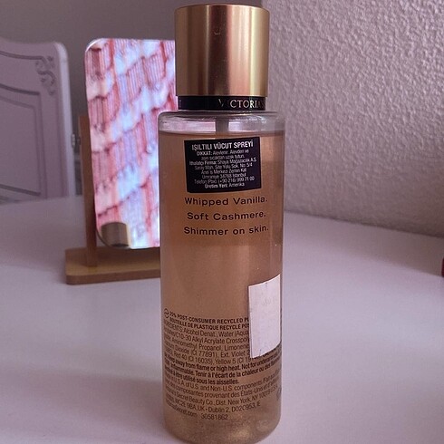 Victoria s Secret Victoria?s Secret Bare Vanilla Vücut spreyi Body mist