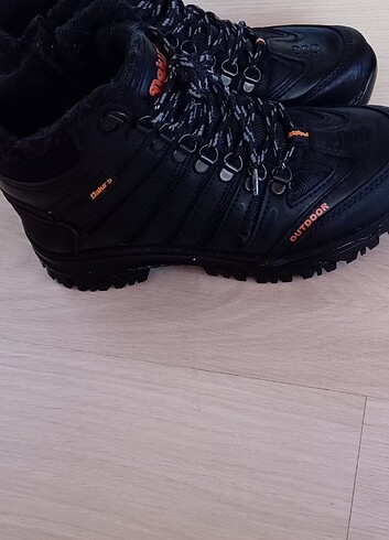 Erkek bot - Görsel 2