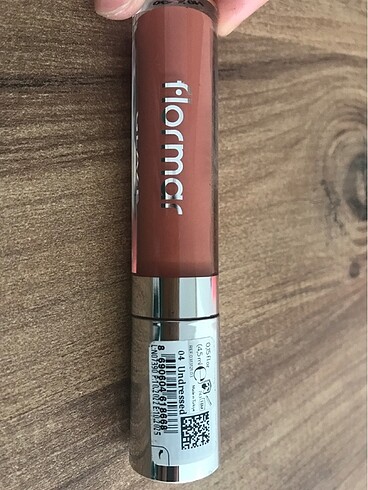  Beden Flormar Dewy Lıp Glaze