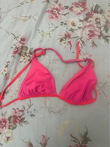 Bikini üstü
