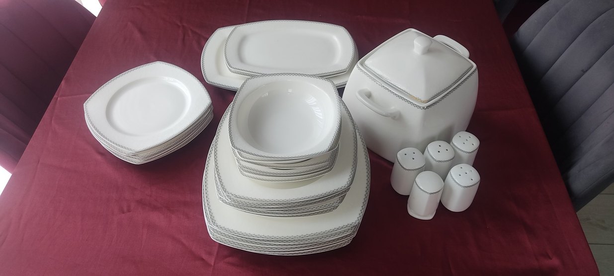 Gri Desenli Beyaz Yemek Tabağı Seti - Görsel 4