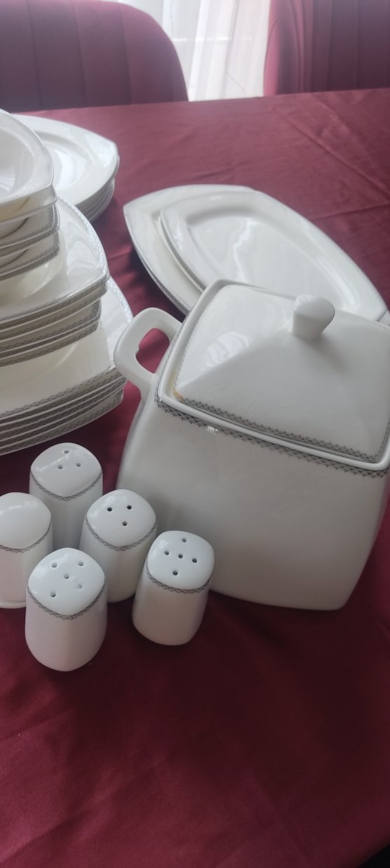 Gri Desenli Beyaz Yemek Tabağı Seti - Görsel 5