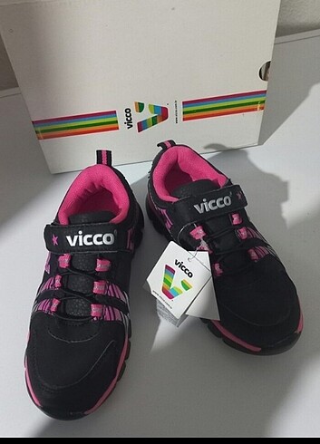 VİCCO KIZ ÇOCUK SPOR AYAKKABI VE PANDUF 