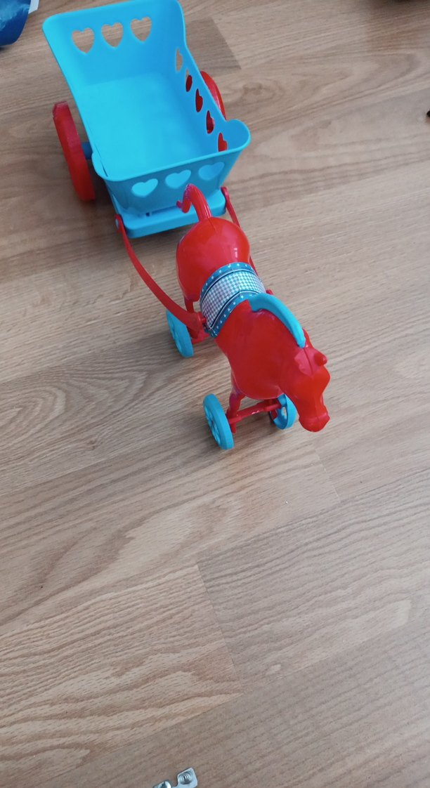 Kırmızı atlı Çekmeli Oyuncak - Görsel 4