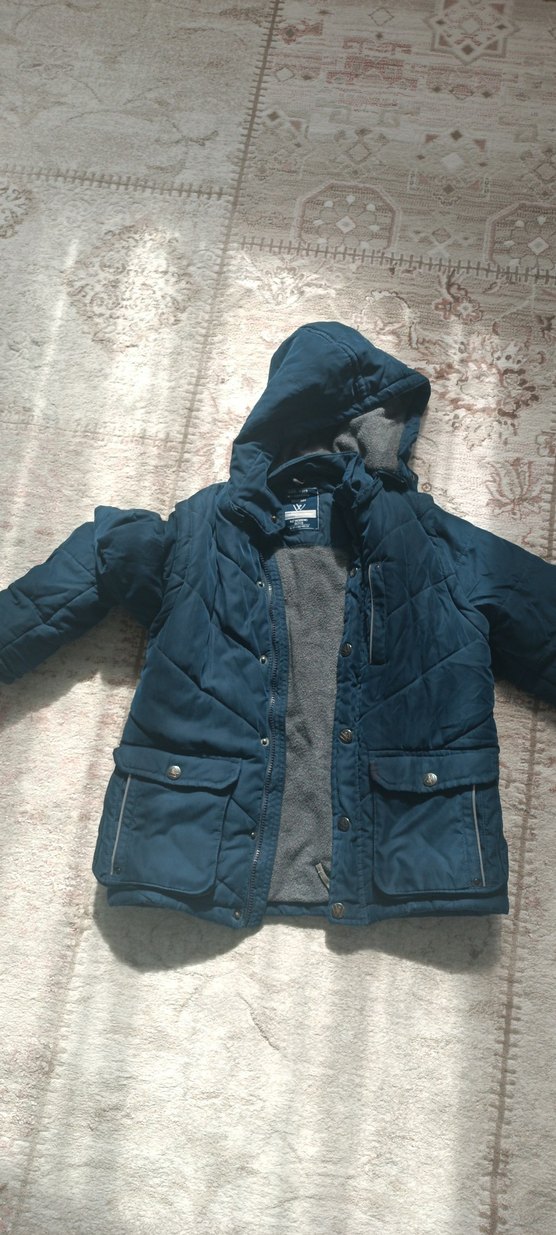 Erkek Çocuk Koyu Mavi Kapüşonlu Mont - Görsel 2