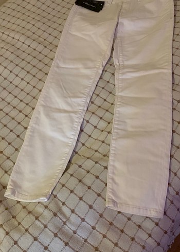 Beyaz Kadın jean Pantolon %97.5 pamuklu w25. 34-36 uyumlu - Görsel 6