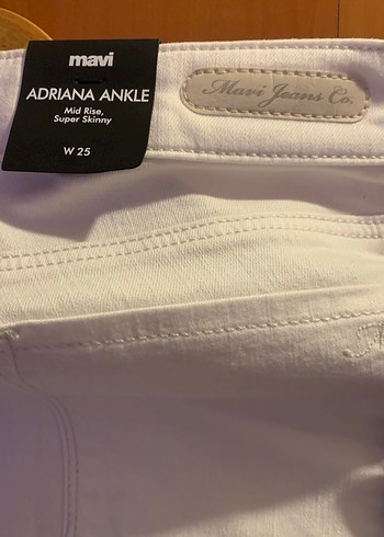 Beyaz Kadın jean Pantolon %97.5 pamuklu w25. 34-36 uyumlu - Görsel 4