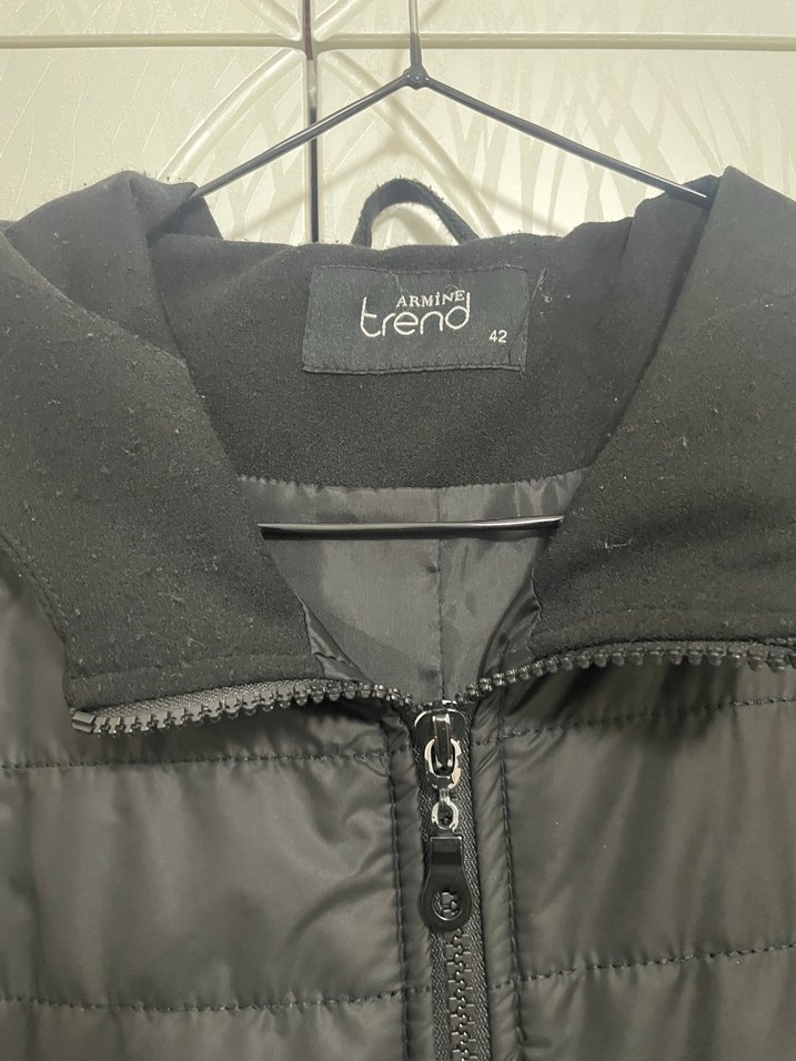 Siyah Uzun Fermuarlı kapüşonlu kadın kap - Görsel 3