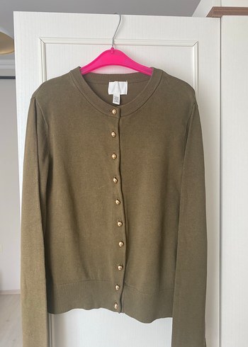 H&M Düğmeli, Uzun Kollu