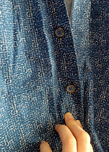 Düğmeli Uzun Kollu Mavi Denim Erkek Gömlek - Görsel 3