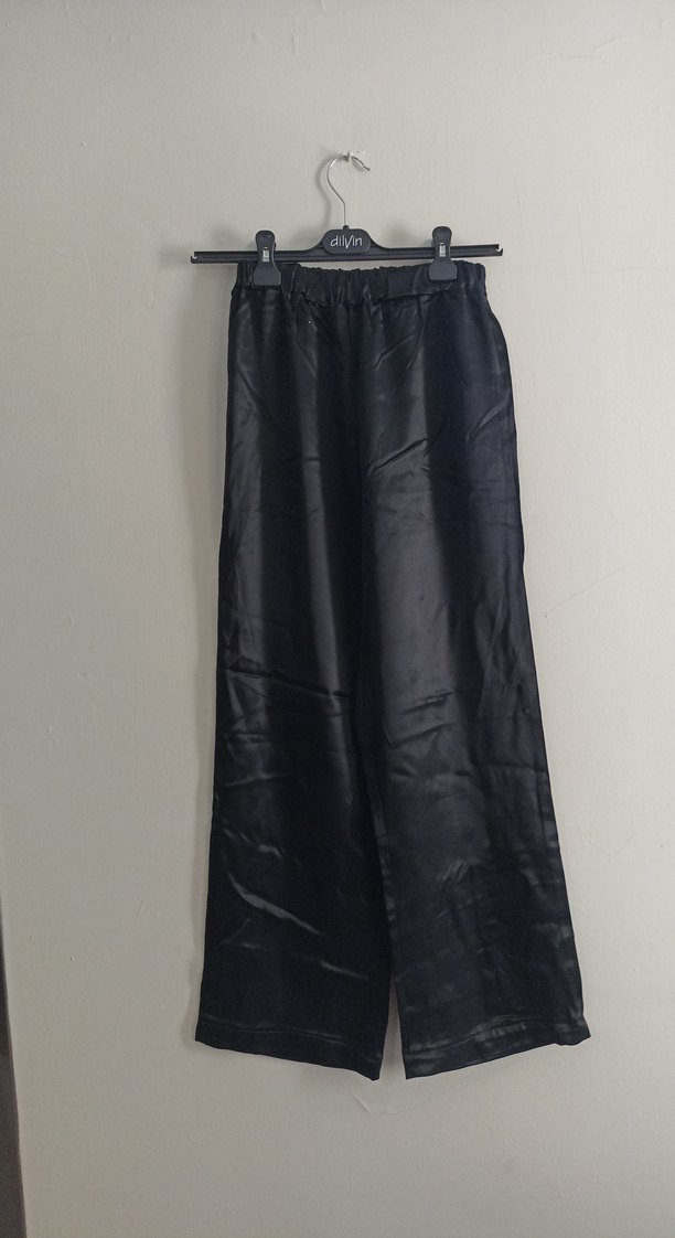 Siyah Kadın saten pijama Takım - Görsel 3