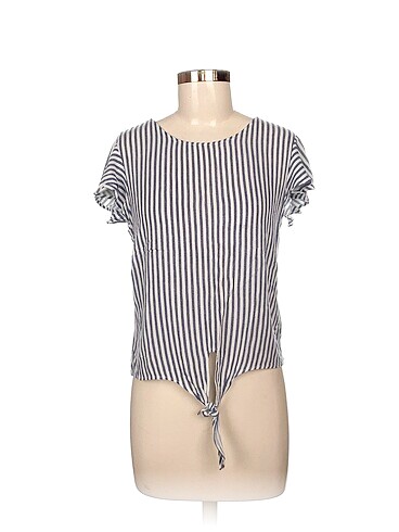 LC Waikiki T-shirt %70 İndirimli.