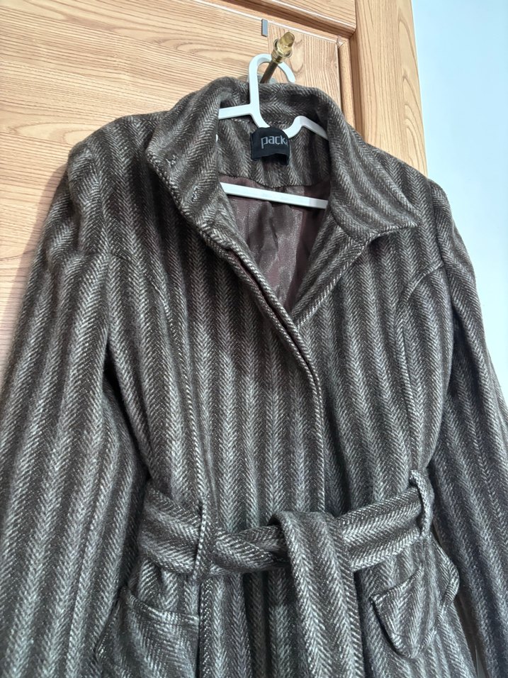 Çizgili Vintage Tarzda Kaşe Kaban — görsel 10/12