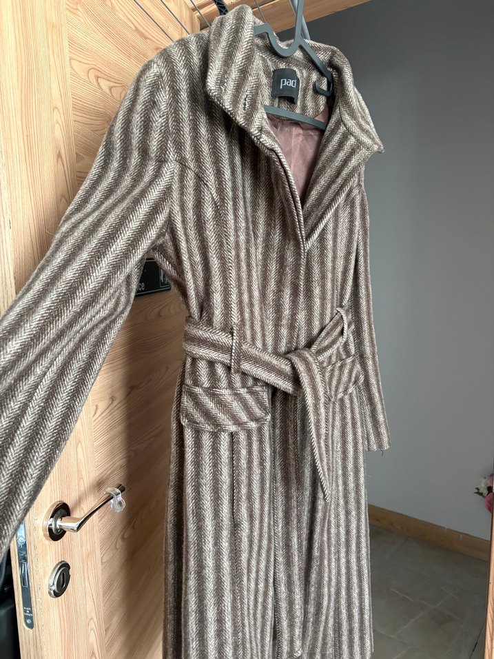 Çizgili Vintage Tarzda Kaşe Kaban — görsel 2/12