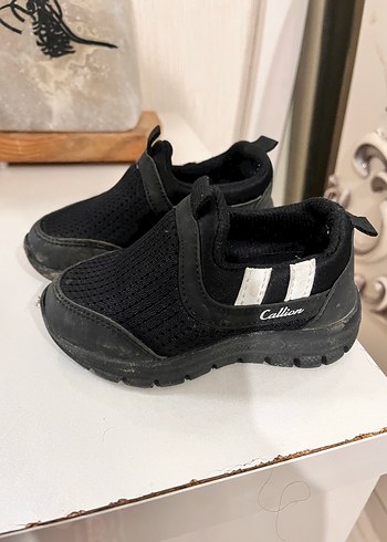 Kinetix Erkek Çocuk Siyah Cırtlı Spor Ayakkabı