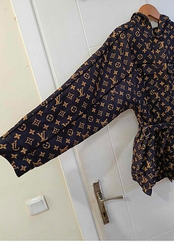 m Beden kahverengi Renk Louis Vuitton