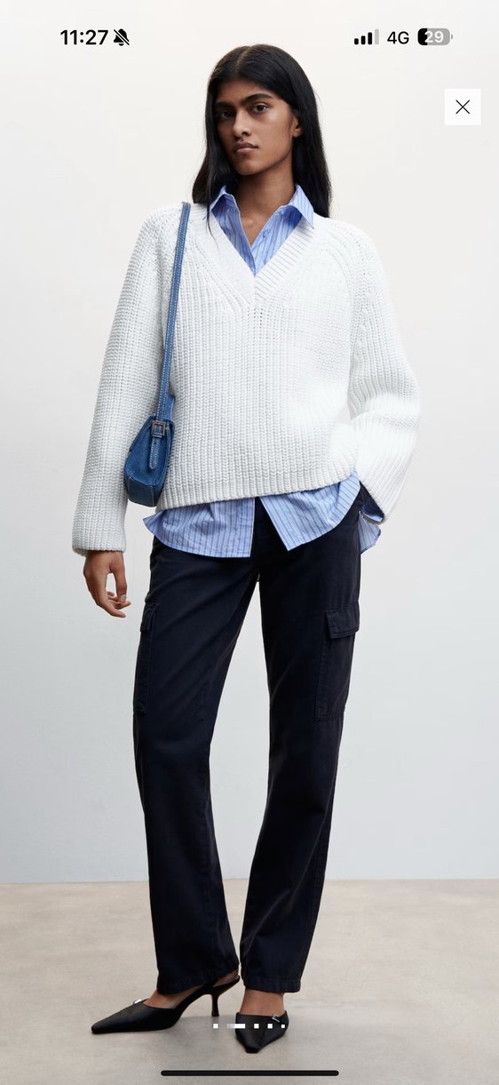 Kadın Beyaz V Yaka Örgü Pamuk Kazak - Görsel 2