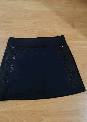 Kemer Detaylı Siyah Gotik Mini Etek