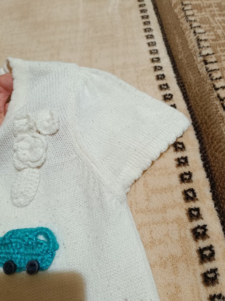 Kız Çocuk Beyaz Örgü Kısa Kollu Tişört - Görsel 3