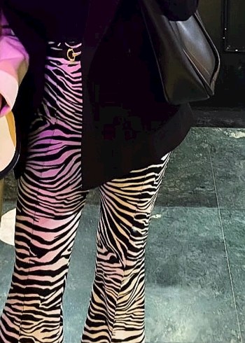 Zebra Desenli Kemerli Kadın İspanyol Paça Pantolon