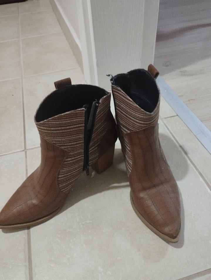 Kadın Kahverengi Yılan Derisi Desenli Dolgu Topuk Bot - Görsel 2