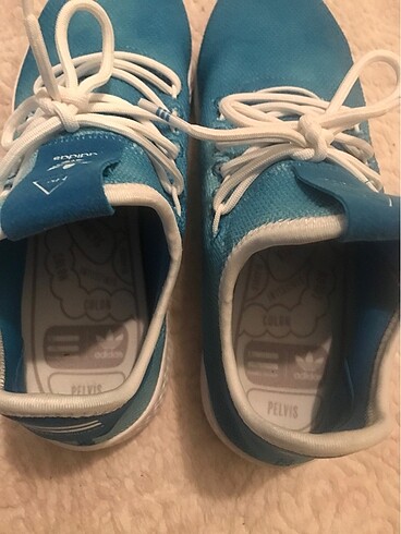40 Beden Adidas genç erkek ayakkabısı