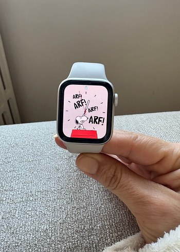 Beyaz Akıllı Saat Apple Watch se 40 mm - Görsel 5