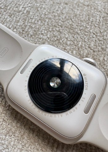 Beyaz Akıllı Saat Apple Watch se 40 mm - Görsel 3