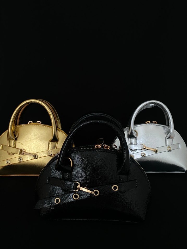 Tokalı Altın Renk Biker Deri Kadın Çanta - Görsel 3