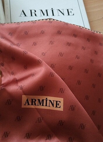  Beden Armine eşarp 