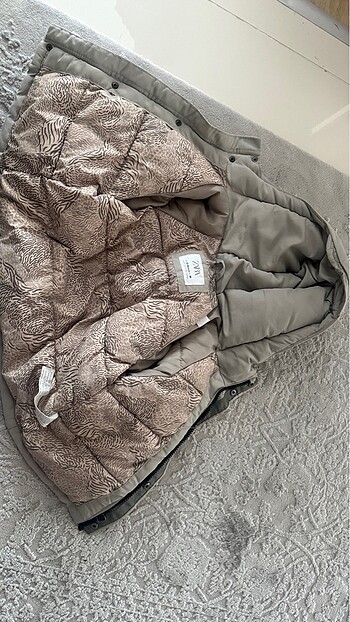 Zara 12-18 ay mont
