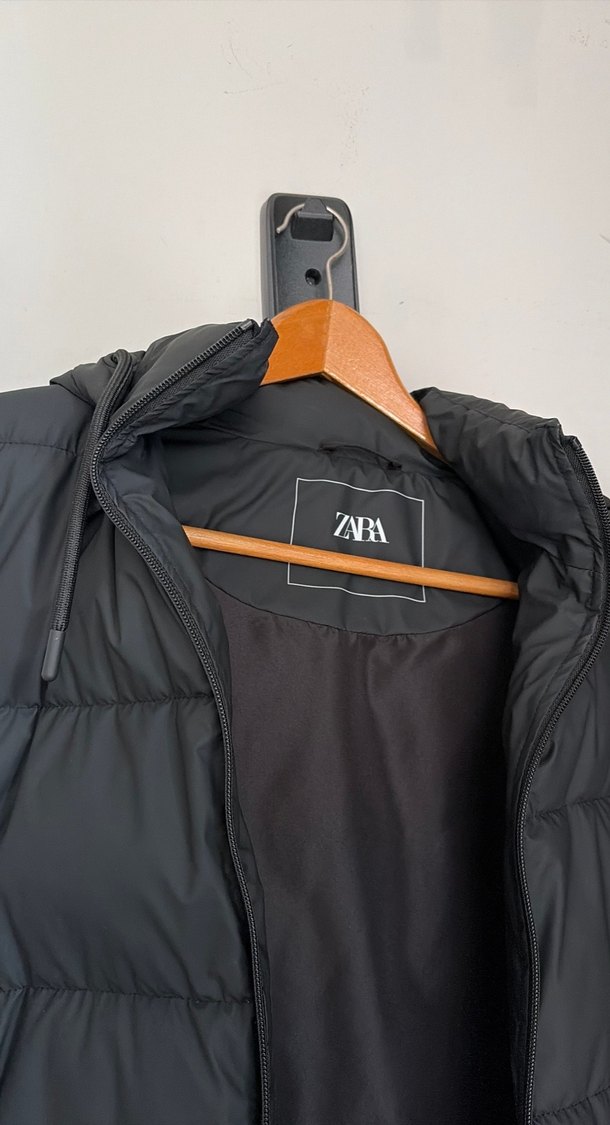 Zara Siyah Fermuarlı Kadın Yelek - Görsel 5