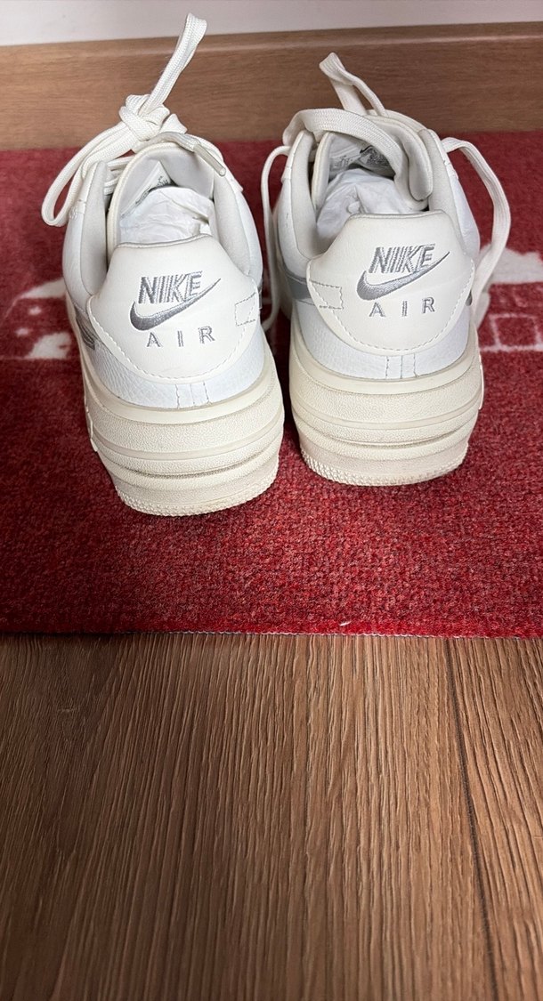 Beyaz Nike Air Force 1 Kadın  Spor Ayakkabı - Görsel 2