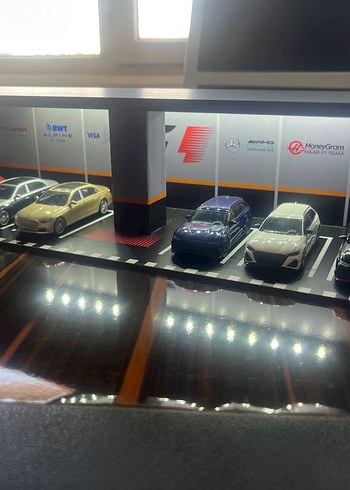 Formula 1 Temalı 1/64 Garaj Dioraması