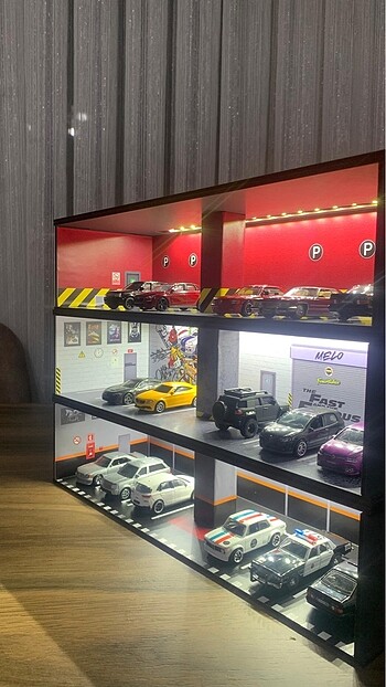  Beden 1/64 Hot Wheels Garaj