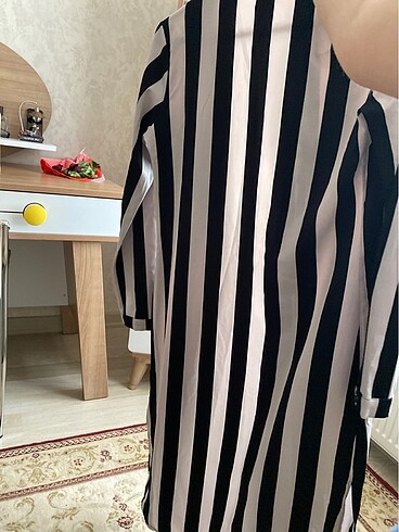 36 Beden siyah Renk 1 kez giyilmiştir tesettür gömlek
