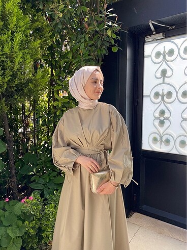 Diğer Kolları İp Bağlama Detaylı Elbise