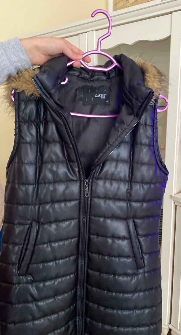 Kürk Detaylı Siyah Deri Kadın Yelek - Görsel 2