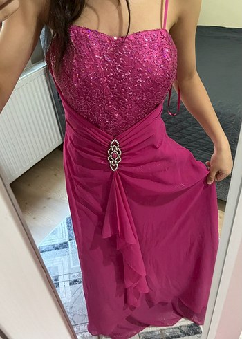 Abiye Pembe İşlemeli Uzun Askılı Abiye Elbise