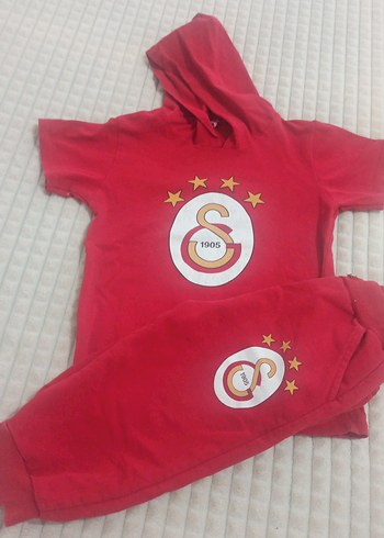 Kırmızı Baskılı Erkek Çocuk Eşofman Takımı - Görsel 2