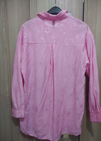 Düğmeli Pembe V Yaka Uzun Kollu Gömlek - Görsel 4