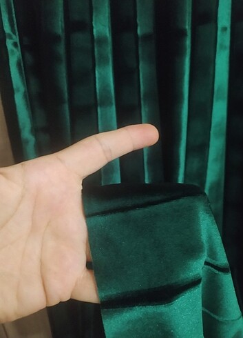 Zümrüt yeşili kadife elbise - Görsel 5