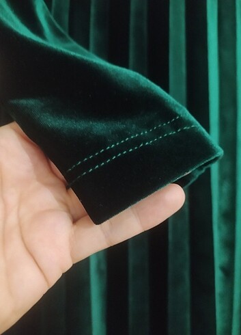 Zümrüt yeşili kadife elbise - Görsel 6