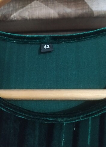 Zümrüt yeşili kadife elbise - Görsel 7