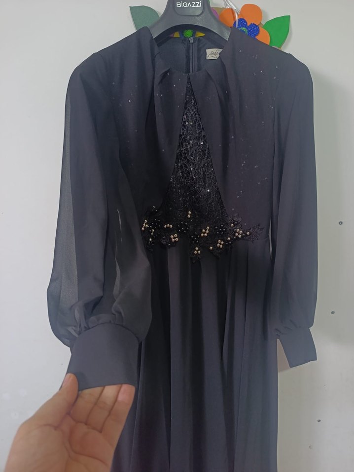 Boncuk İşlemeli Siyah Uzun Kadın Abiye Elbise - Görsel 2