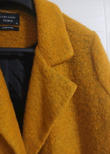 Hardal Sarısı Kabarık Kadın Kaban - Görsel 3